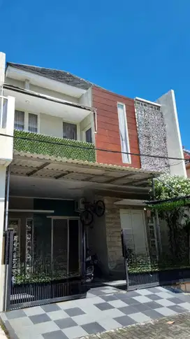 RUMAH PURIMAS SECOND SEPERTI BARU, FULL FURNISH
