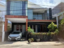 Disewakan Rumah Mewah di Bintaro – Desain Arsitektur Elegan, Siap Huni