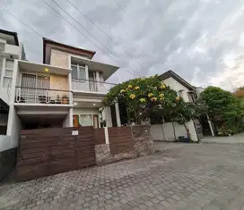 dijual rumah lantai 2 tukad badung denpasar