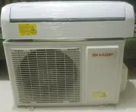 AC SHARP 1/2 PK Orisinil LowWatt Dingin Sekali Bagus Dan Normal