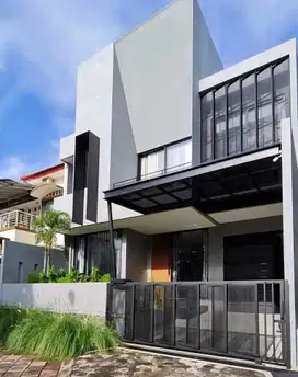 Rumah Candi Golf Full Furnished Mewah