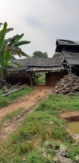 Tanah Parung Panjang