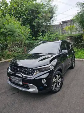 Kia Sonet 1.5 AT Premiere kondisi bagus tangan pertama