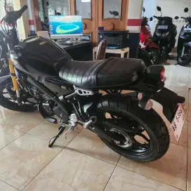 Xsr 155 hitam Glosy 2024awal gbm bisa tunai atau kredit