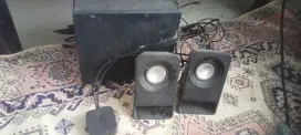 Logitech Multimedia Speaker Z213