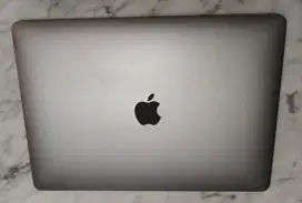 MacBook Air M1 8/256 2020