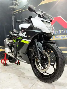 Ninja 250cc RR mono km.7rb putih doff supe 9.Anugerah motor rungkut