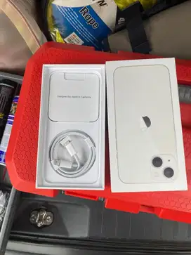 Jual iphone 13 128 GB warna putih garansi panjang