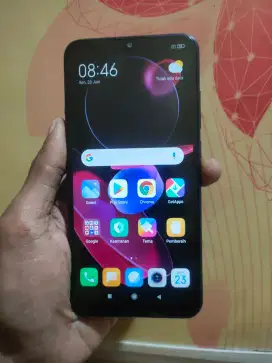 Xiaomi redmi 8 4/64 baterai awet body fisik pemakaian hp Chasan