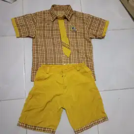 Baju sekolah anak SD wellington Cemara asri