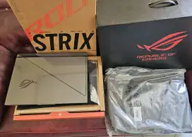 Laptop Asus ROG Strix G18 G814JU Resmi Fullset Original Mulus Like New