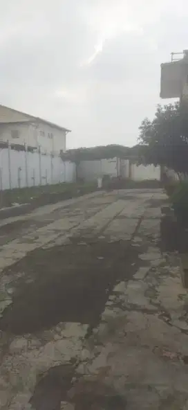 Dijual tanah strategis pusat kota 1370m2...Jln. Kopo
