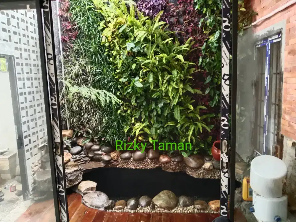 Jasa pembuatan taman dan kolam koi