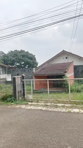 House house 2 lantai harga di bawah NJOP di Coblong