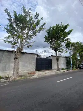 Di sewakan gudang