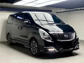 Hyundai H1 2.4 Royale 2018 Bensin Good Condition