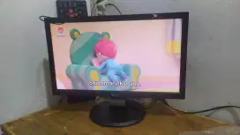 Monitor lcd dell 20 input VGA. DVI
