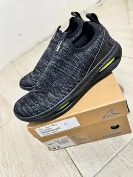 Sepatu power prime walk 300 slip