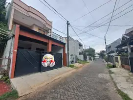 Dijual Rumah Siap Huni Bisa Buat Kost2an di Puyuh Timur