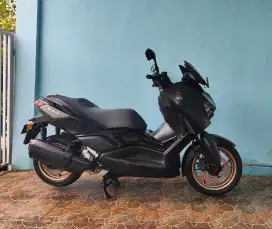 Yamaha xmax 250 abs connected tahun 2023 km rendah