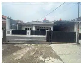 Rumah Strategis Sayap Buahbatu di jalan Sekelimus Bandung