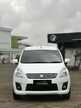 Very low km !! Suzuki ertiga 2014 gx manual bensin mobilio E avanza