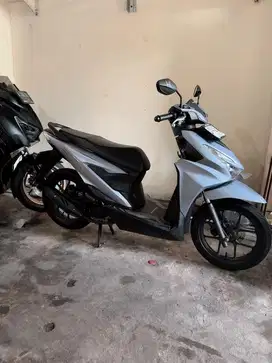 Honda Beat Deluxe CBS ISS 2025 km 1.400 Masih Gress jarang pakai