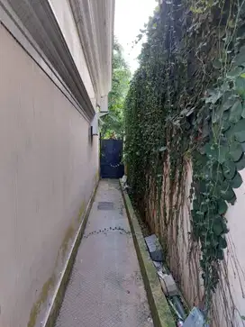 NEGO SAMPE DEAL, Rumah 2 Lantai di Les Belles BSD