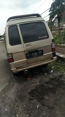 Suzuki Carry 1990 Bensin
