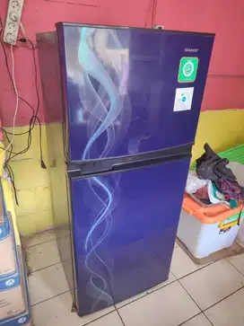 Kulkas Sharp 2 Pintu Masih Bagus