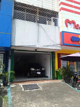 Dijual Ruko Aktif, Ramai dan Komersil di Kawasan Pondok Indah