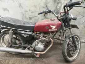 jual Honda cb 100 THN 73 harga nego