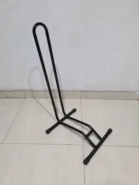 Bike Stand / Paddock