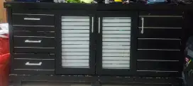 meja rak tv dan penyimpanan