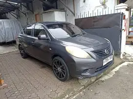 Nissan Almera Tahun 2012
