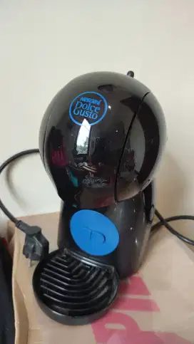 Piccolo XS Machine by NESCAFE DOLCE GUSTO