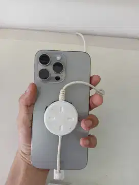 Jual iphone 16 pro resmi ibox kredit bunga rendah