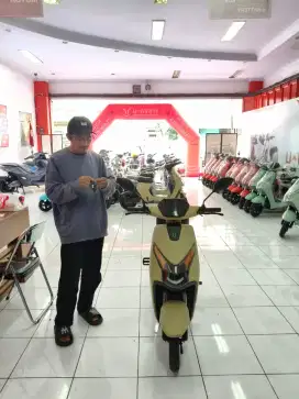 SEPEDA LISTRIK UWINFLY D75 ( CASH & KREDIT )