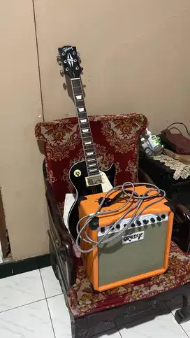 GITAR DAN BASS Hanya sekali pakai