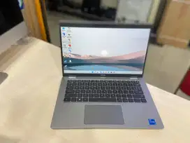 LAPTOP KEREN SPEK TINGGI  DELL LATITUDE 5430 Core i5-1235U 16GB/512GB