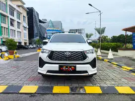 KM 10RBan Kijang Innova Zenix V Hybrid Modelista