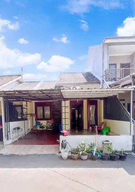 Rumah Nyaman Dekat Tol Desari Depok