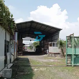 Gudang Raya Kedamean, Gresik, NOL JALAN RAYA, SIAP HUNI
