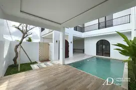 FREEHOLD MODERN MEDITERRANEAN SYLE WITH GWK VIEWS