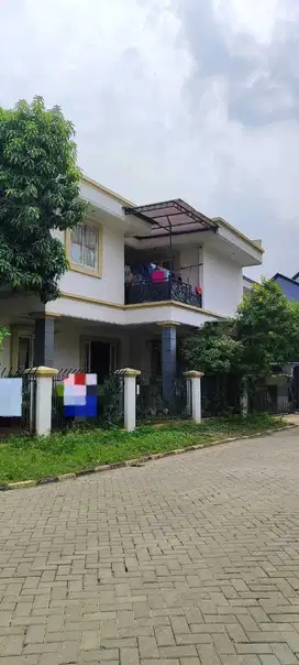 Rumah Hook 2Lantai South East di Metro Permata1 Dekat Jalan Utama