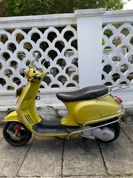 Vespa S 125 3v Matt Yellow