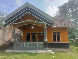 RUMAH SHM SUASANA KHAS PEDESAAN JUAL MURAH SISA TANAH LUAS