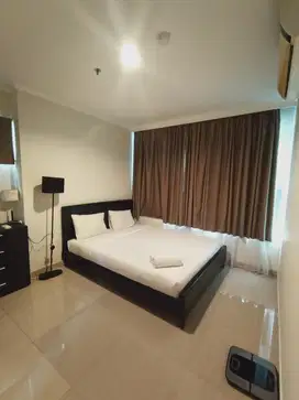 Spesialis apartement Hamptons park unit sewa luas 96 m2 good unit