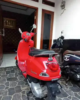 Vespa LX 125cc 2023 tangan pertama