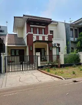 Dijual Rumah di Grand Wisata, Cluster Festive Garden